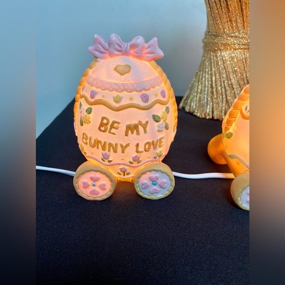 Vintage 1992 Hand Painted Porcelain Lighted Happy Easter Train 3 Car w box GUC - Picture 6 of 10